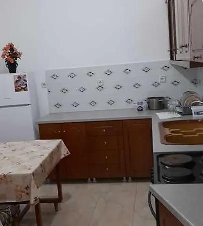 Sanos Gardenapartament *